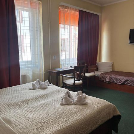 Hotel Bila Ruze Písek Extérieur photo