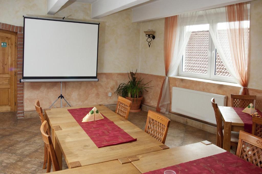 Hotel Bila Ruze Písek Extérieur photo