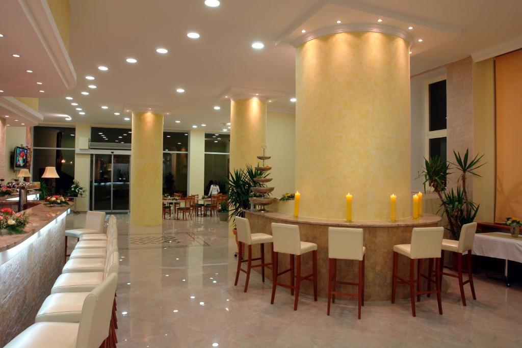 Hotel Bila Ruze Písek Extérieur photo