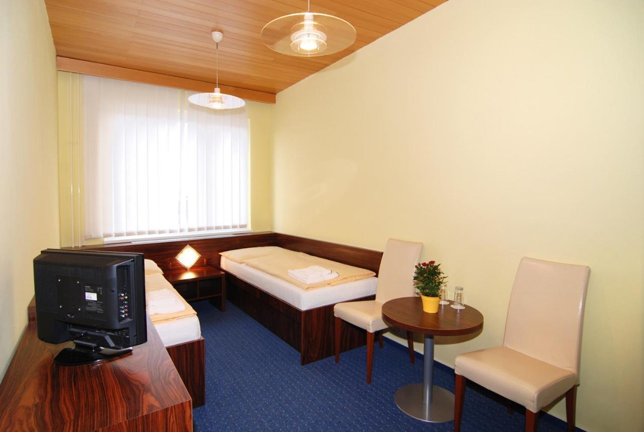 Hotel Bila Ruze Písek Extérieur photo